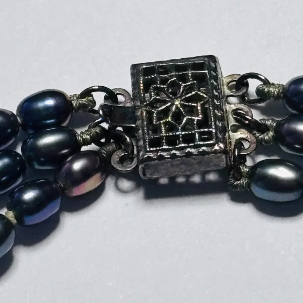 Multi Strand Peacock Pearl Necklace Blue Green Iridescent 18” - Picture 10 of 11